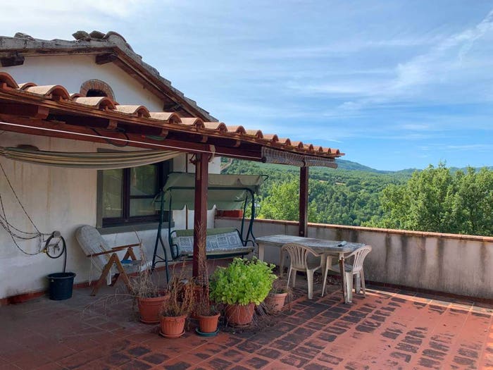 Casa con 5 locali in vendita in CASE SPARSE BANZENA, Bibbiena