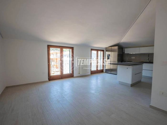 Appartamento trilocale in vendita in Via Malta, Centro, Grottammare