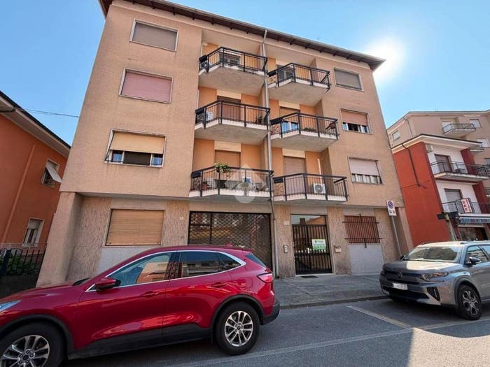 Appartamento quadrilocale in vendita in Corso Santo Ignazio, Centro, Santhià