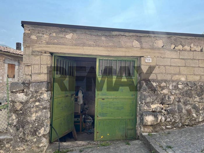 Casa bilocale in vendita in Civitella Alfedena