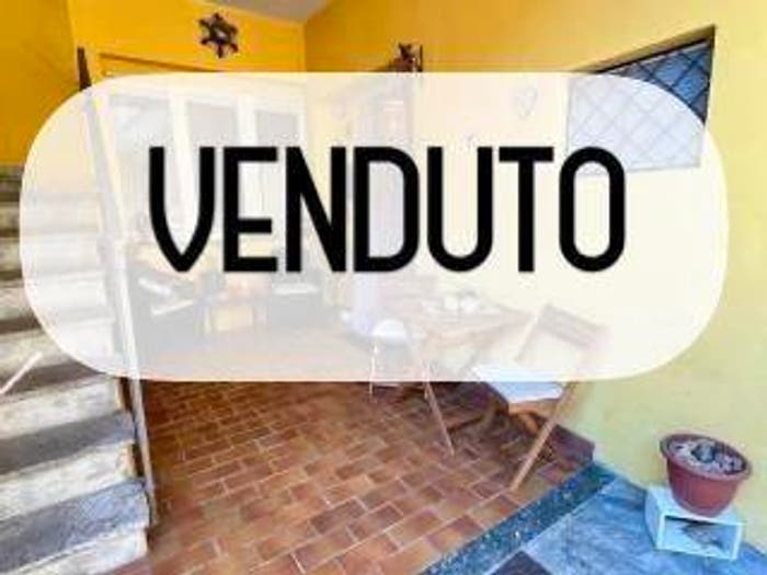 Appartamento quadrilocale in vendita in Via Carletto Ferrari, Centro, Daverio