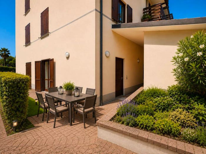 Appartamento bilocale in vendita in Via Sebino, Cislano, Zone