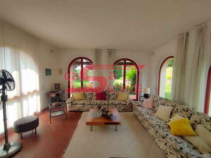 Casa con 6 locali in vendita in Buggiano