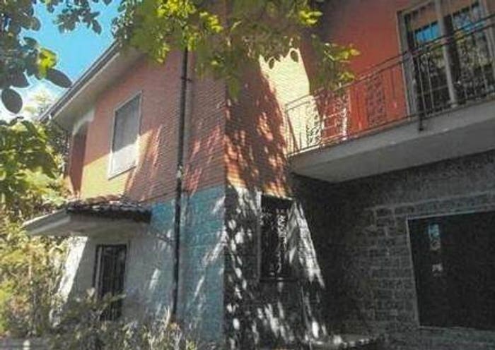 Casa con 5 locali in vendita in Via Caffarone, Montemarzino