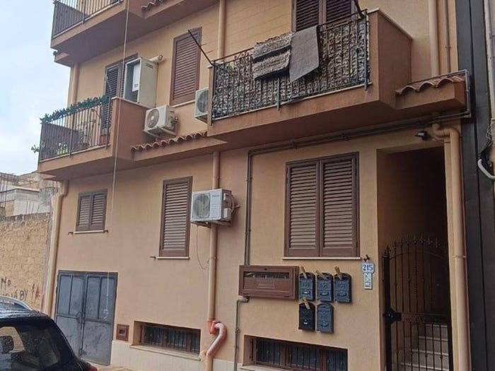 Appartamento quadrilocale in vendita in Via Caruso, Centro, Cinisi
