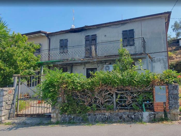 Casa quadrilocale in vendita in Piazza Terme di San Carlo, San Carlo Antona, Massa
