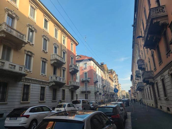 Appartamento trilocale in vendita in Via Ercole Ferrario, Dezza, Milano