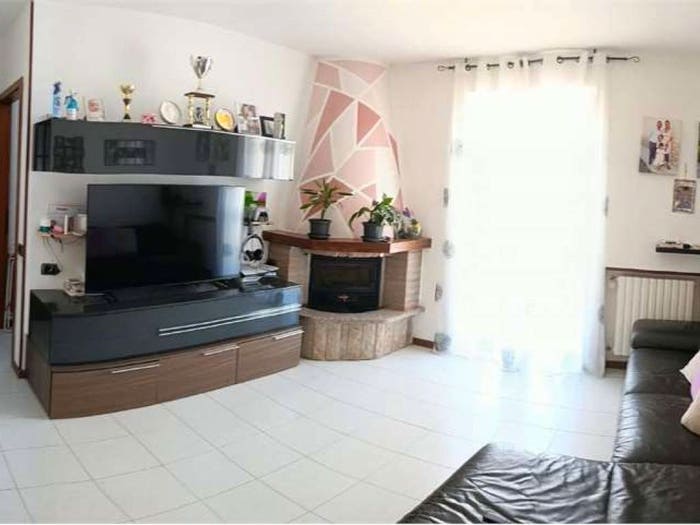 Appartamento trilocale in vendita in Centro, Figino Serenza