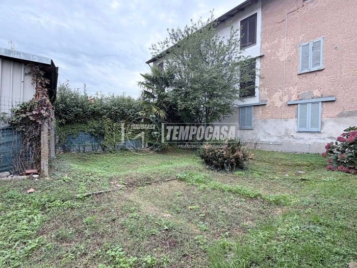 Appartamento trilocale in vendita in Via Guglielmo Marconi, Centro, Inveruno