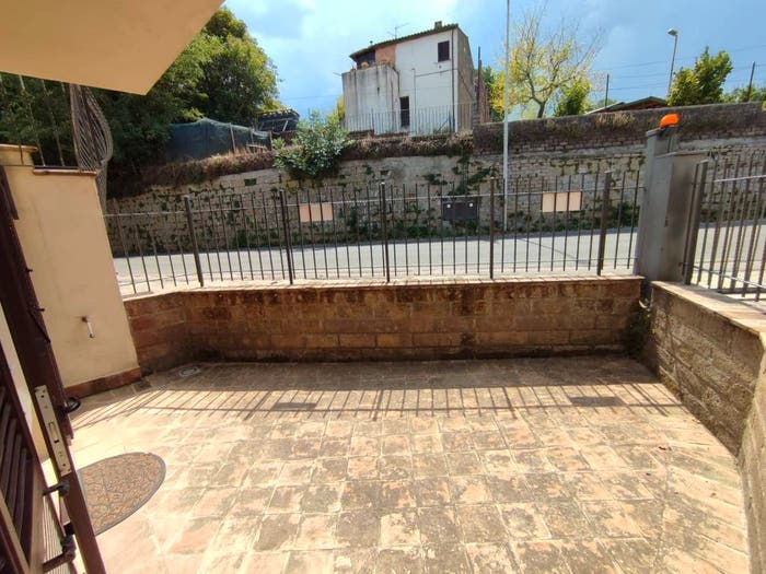Appartamento bilocale in vendita in Via Novembre, San Quirico, Sorano