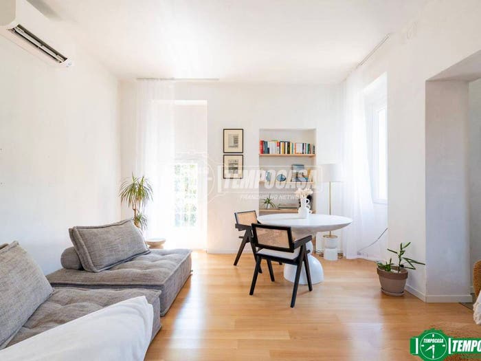 Appartamento bilocale in vendita in Via Opifici, Centro, Lesa