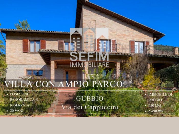 Casa con 6 locali in vendita in Via dei Cappuccini, Centro, Gubbio