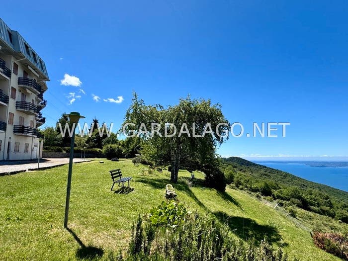Appartamento bilocale in vendita in Via del Sole, San Francesco, Brenzone sul Garda