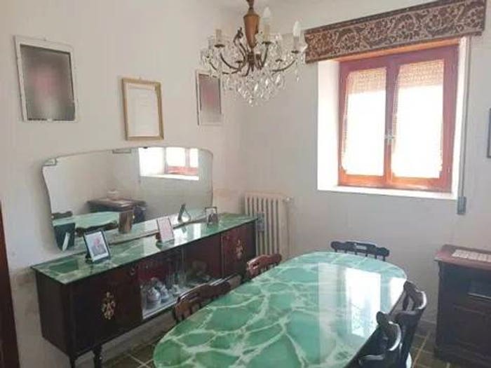 Casa con 6 locali in vendita in Via San Caterina, Vittorito