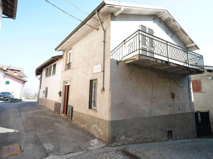 Casa con 5 locali in vendita in Via Paravidini, Centro, Rocca Grimalda