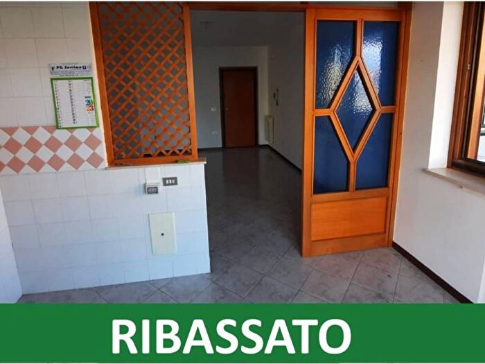 Appartamento trilocale in vendita in Via Dario Russo, Casertavecchia Casola, Caserta