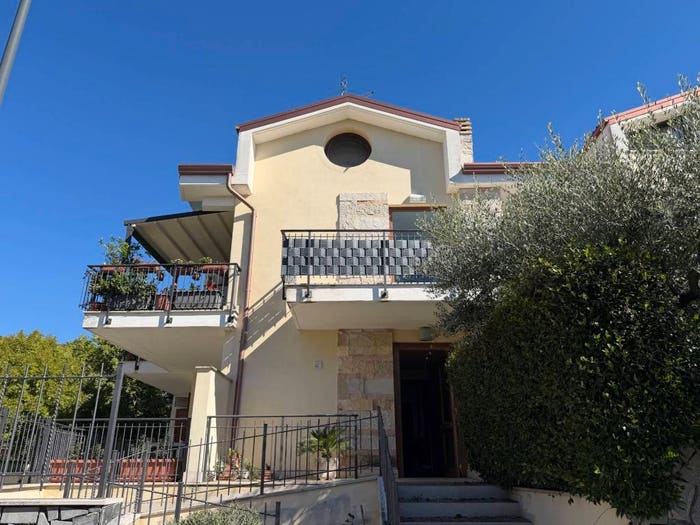 Appartamento quadrilocale in vendita in Via di Rocca di Papa, Squarciarelli Casalaccio Pratone, Grottaferrata