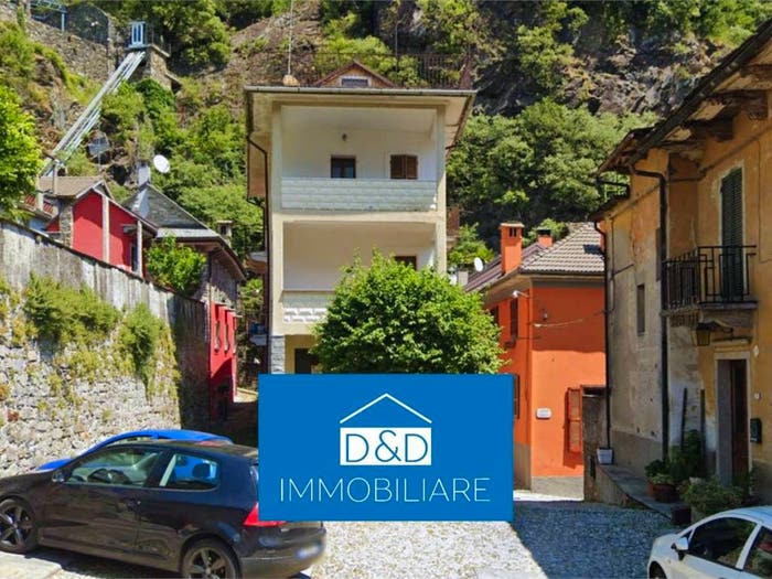 Casa quadrilocale in vendita in Via Canton Sopra, Centro, Vogogna