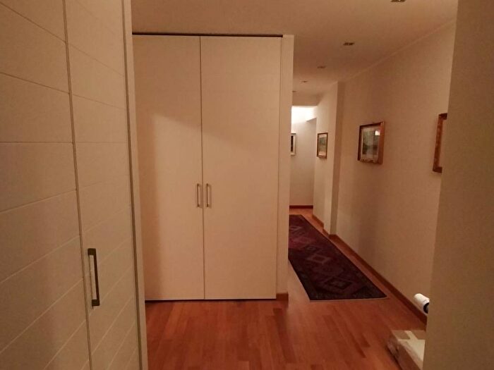 Appartamento trilocale in vendita in Centro, Bordighera