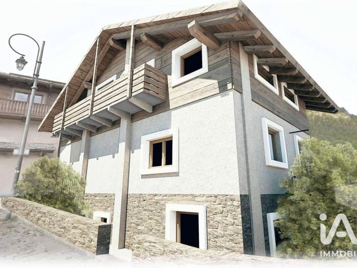Appartamento trilocale in vendita in Via DES AMBROIS, Centro, Oulx