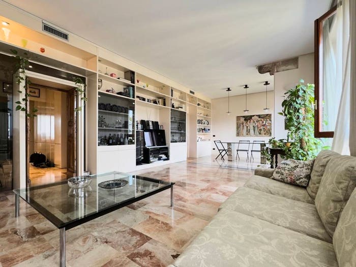 Appartamento con 5 locali in vendita in Via Molino delle Armi, Carrobbio, Milano