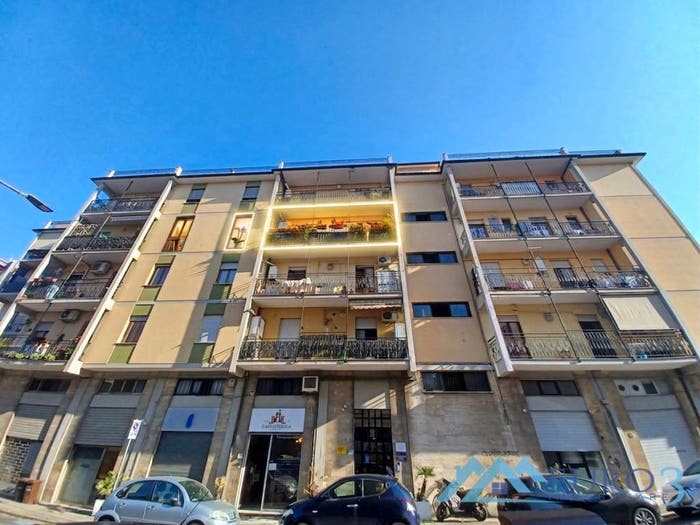 Appartamento con 6 locali in vendita in Via Fabriano, Ascoli Piceno