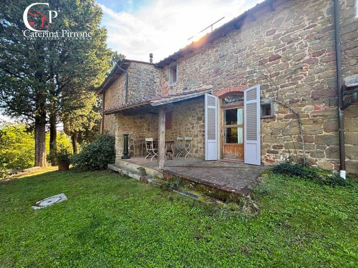 Casa con 6 locali in vendita in Via Borri, Loppiano Pian Delle Macchie, Figline e Incisa Valdarno