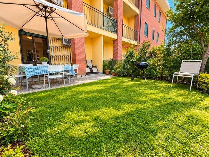 Appartamento bilocale in vendita in Via Giacomo Leopardi, Centro, Veduggio con Colzano