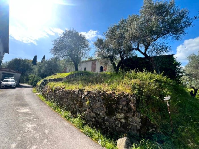 Casa con 6 locali in vendita in Mutigliano Torre, Lucca