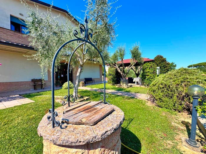 Casa con 6 locali in vendita in Via Fosse Ardeatine, Bastia, Bastia Umbra