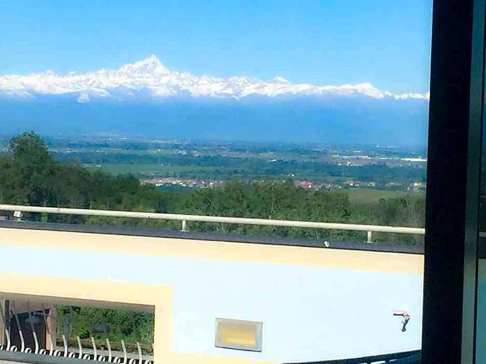 Casa con 6 locali in vendita in Via Roma, Centro, La Morra