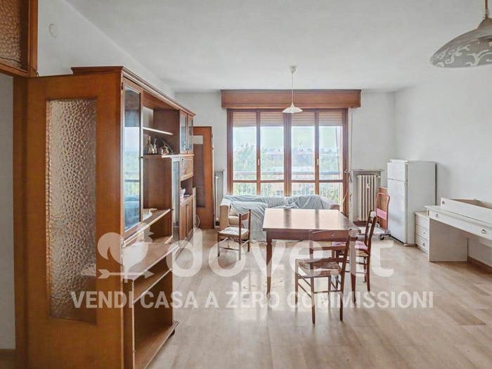 Appartamento trilocale in vendita in Piazza A Manzoni, Sant'Agnese Università, Modena