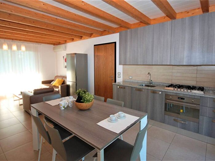 Casa quadrilocale in vendita in Via Casa Bianca, Lignano Sabbiadoro