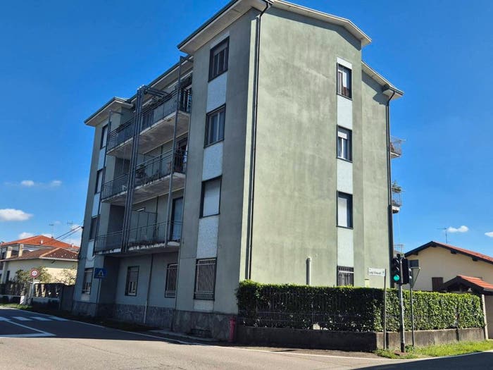 Appartamento trilocale in vendita in Via Luigi Einaudi, Centro, Magnago