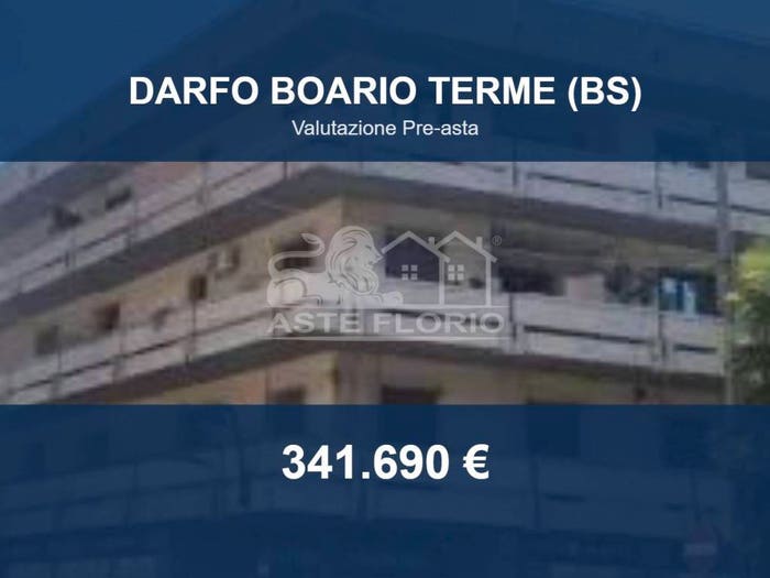 Appartamento trilocale in vendita in Piazzale Colonnello Lorenzini, Centro, Darfo Boario Terme