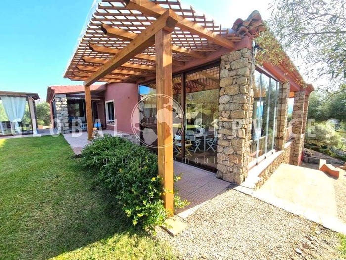 Casa con 5 locali in vendita in Arzachena Paese, Arzachena