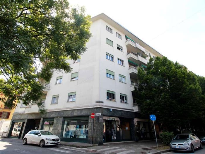 Appartamento trilocale in vendita in VIALE DANTE F, Centro Storico, Novara