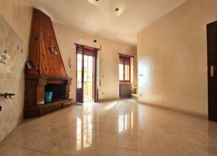 Appartamento trilocale in vendita in Via Giuseppe Mazzini, San Gregorio da Sassola