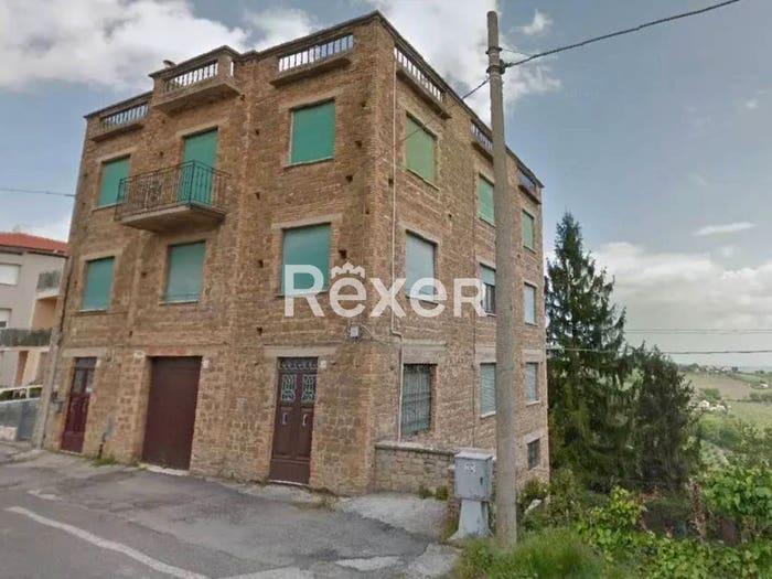 Appartamento con 5 locali in vendita in Via Antonio Gramsci, Centro, Castelplanio
