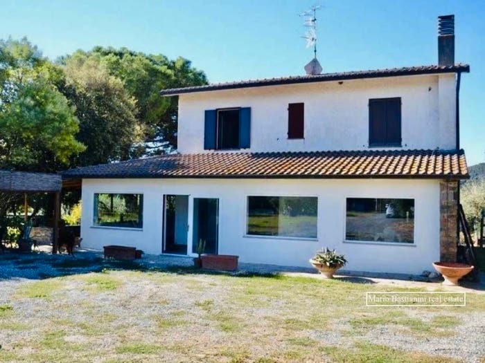 Casa con 6 locali in vendita in Castiglione Paese, Castiglione della Pescaia