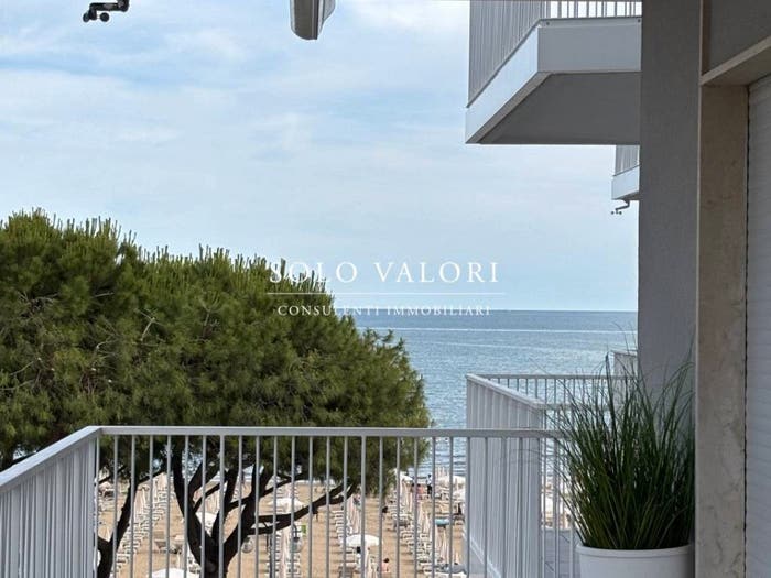 Appartamento trilocale in vendita in Lido Centro Ovest, Jesolo