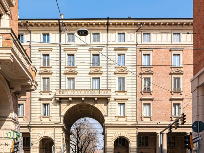 Appartamento con 5 locali in vendita in Via Irnerio, Irnerio, Bologna
