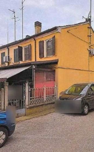 Casa con 6 locali in vendita in Via Felice Cavallotti, Centro, Codigoro