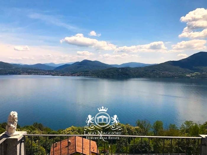 Casa trilocale in vendita in Strada Panoramica, Oggebbio