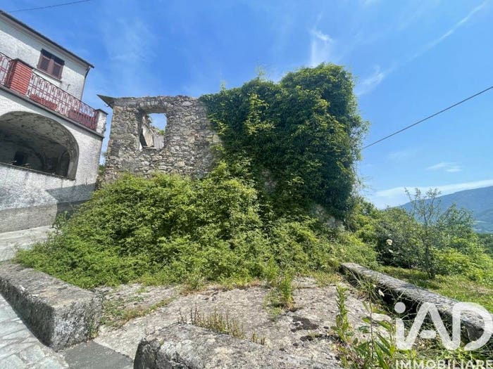 Casa bilocale in vendita in Via gorizia, Centro, Maissana