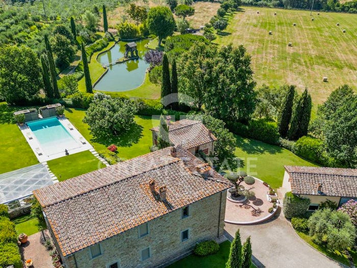 Casa con 6 locali in vendita in Località Sant'Andrea a Pigli, Puliciano, Arezzo
