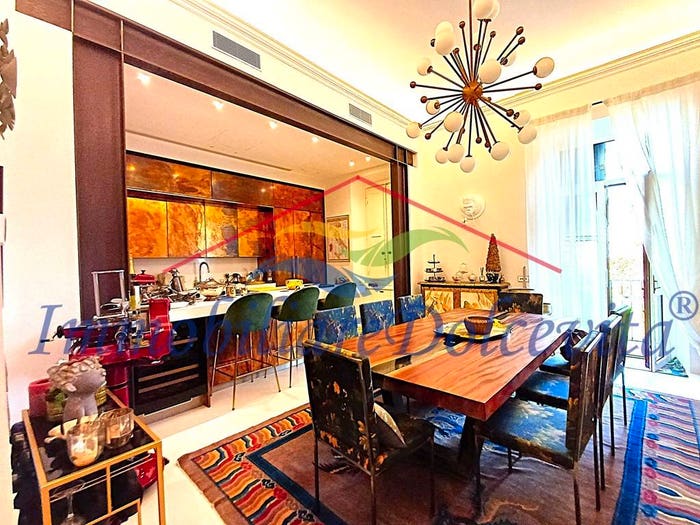 Appartamento con 6 locali in vendita in Via Antonio Scialoja, Beccaria Colombo, Firenze