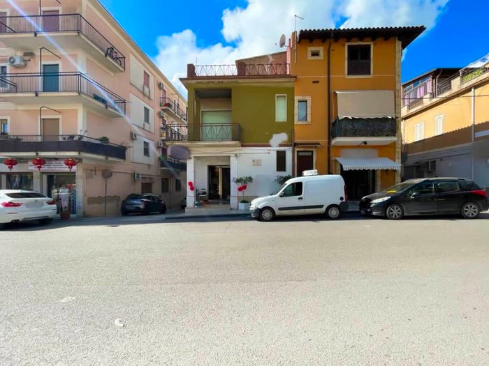 Casa con 6 locali in vendita in Campobello di Licata