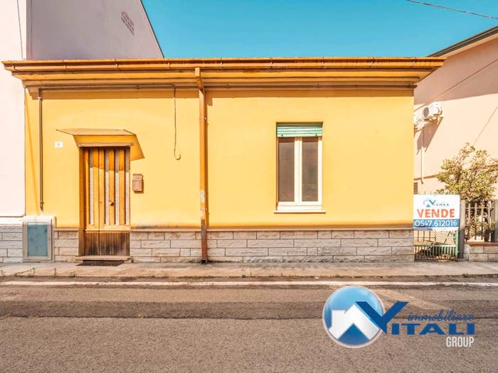 Casa trilocale in vendita in Via Tobruk, Ippodromo, Cesena