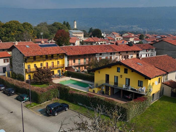 Casa con 6 locali in vendita in Via Pietro Crotta, Cascinette d'Ivrea